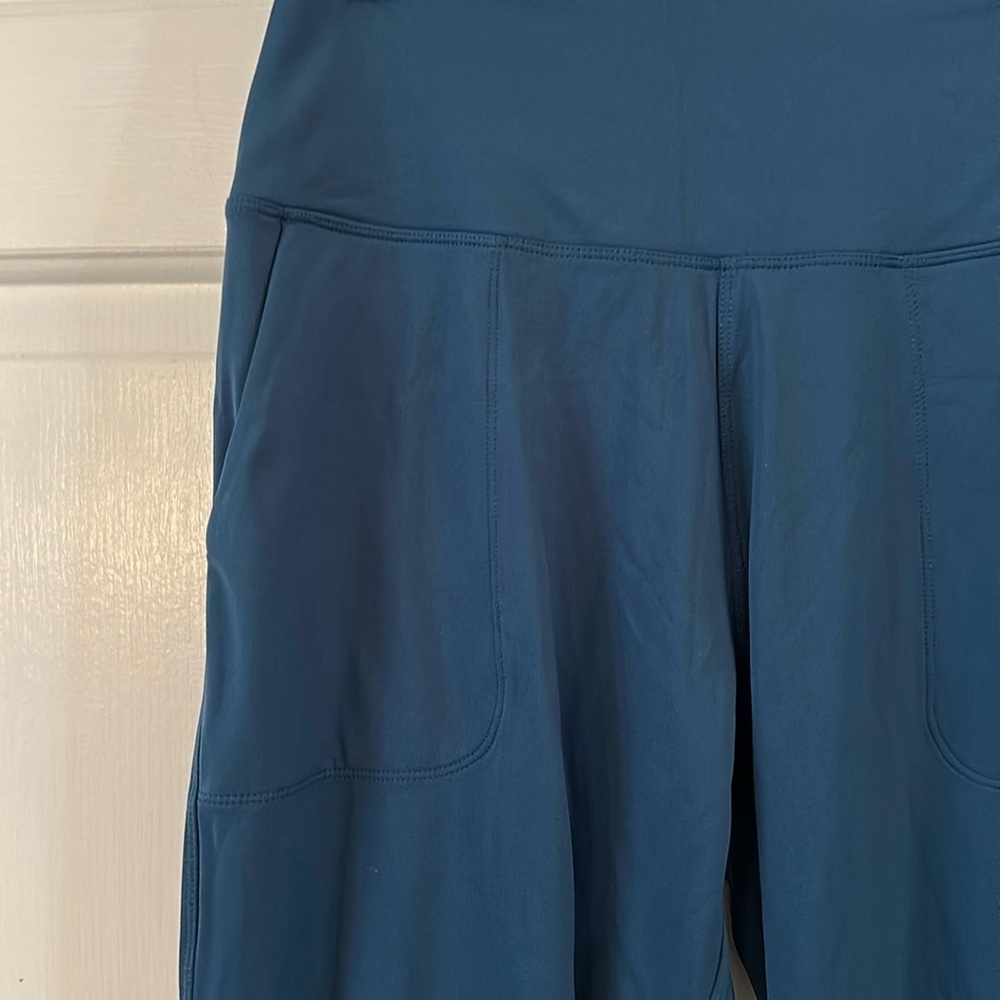 NWT Women’s TGP The Gym People Blue High-Waisted Polyester & Spandex Leggings - Picture 5 of 7